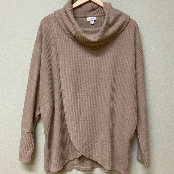 BNWT LuLaRoe Kristen Sweater Sz M - Picture 1 of 5